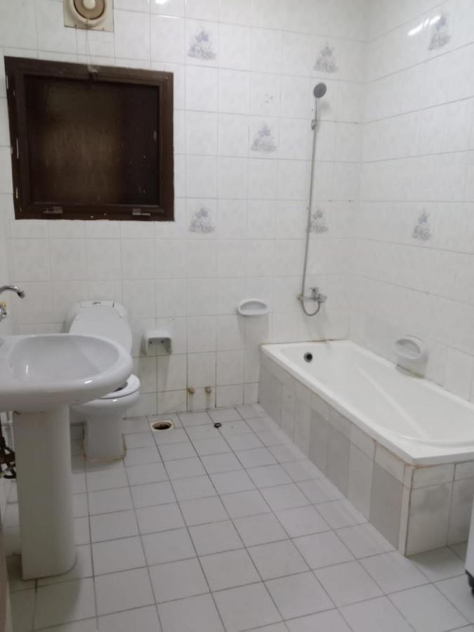 Abree Building New Hostel Дубай Экстерьер фото