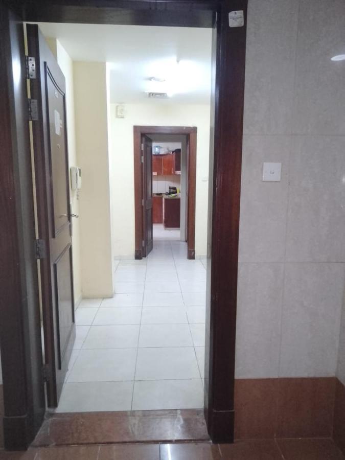 Abree Building New Hostel Дубай Экстерьер фото